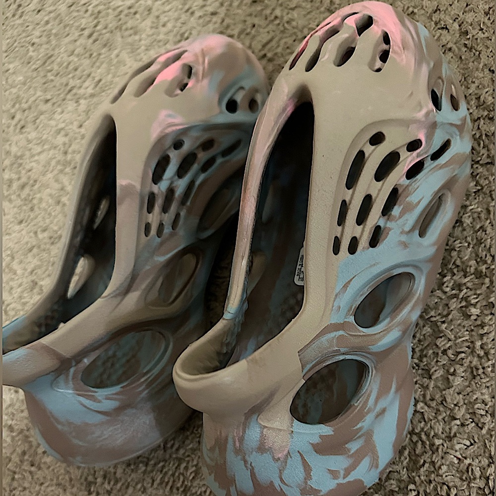 adidas Yeezy Foam RNNRS MX Sand Grey 2022